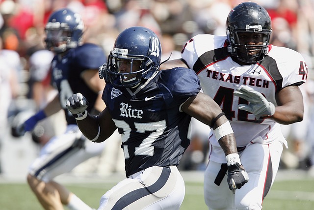 哈兰德本赛季出战20场中18场破门进32球，仅维拉、热刺对其零封